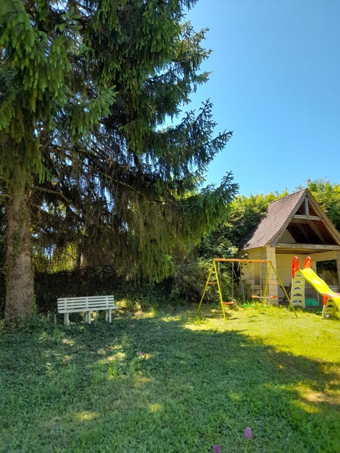 Maison Dans Ecrin De Verdure En Perigord Noir Saint-Cyprien  Εξωτερικό φωτογραφία