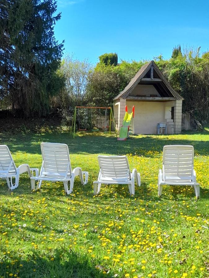 Maison Dans Ecrin De Verdure En Perigord Noir Saint-Cyprien  Εξωτερικό φωτογραφία